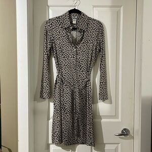 DVF 100% silk jersey shirt dress size 8
